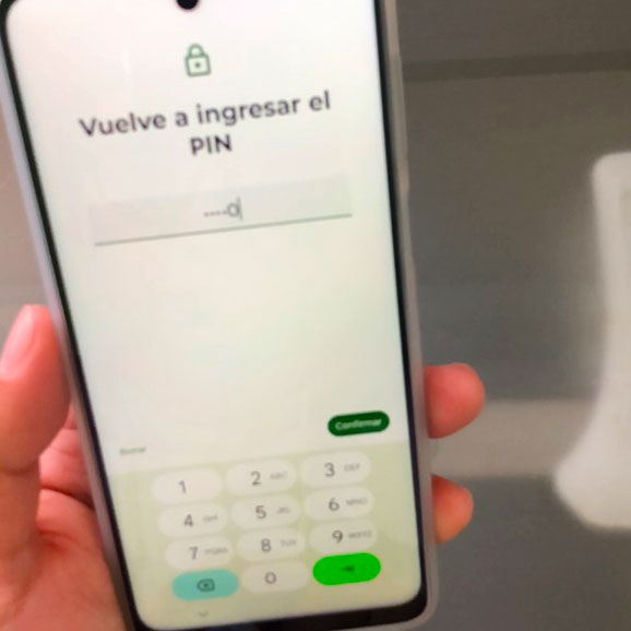 Actualizaciones de seguridad y software en el celular