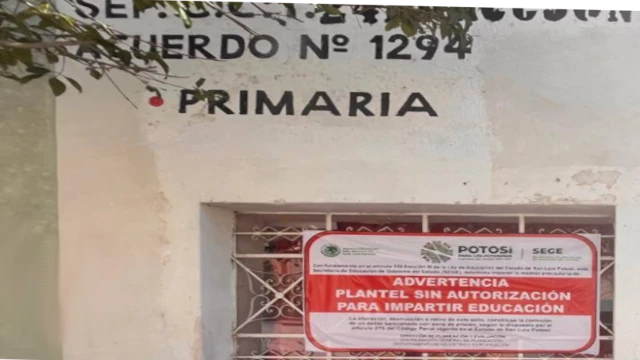 Colocan sellos de advertencia en Colegio Militarizado de Matehuala