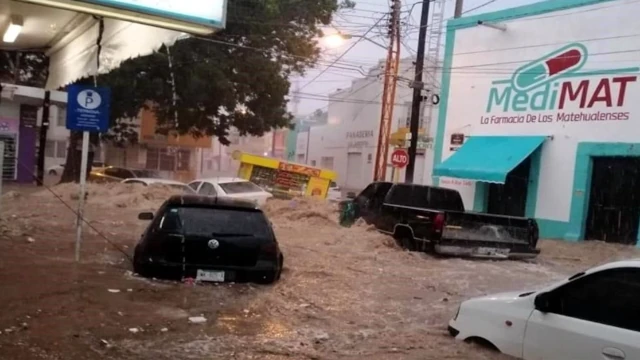 Tromba en Matehuala causó daños importantes en el pasado