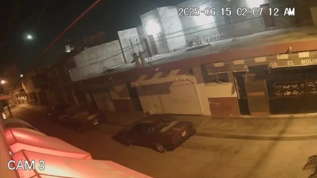 Presunto meteorito ilumina la madrugada en Matehuala